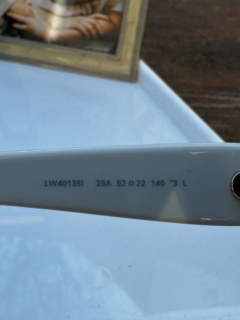 Loewe Round Sunglasses LW40135I White w/ COA Italy